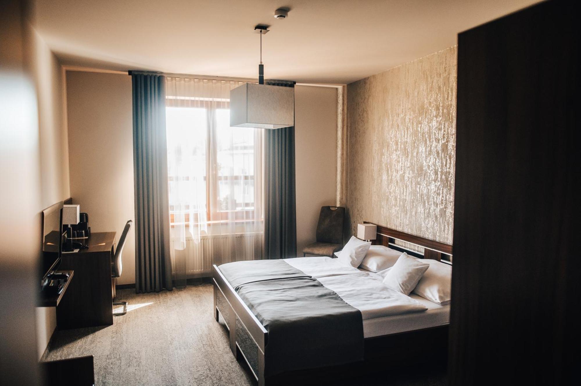 Hotel Elegance Šumperk Екстериор снимка