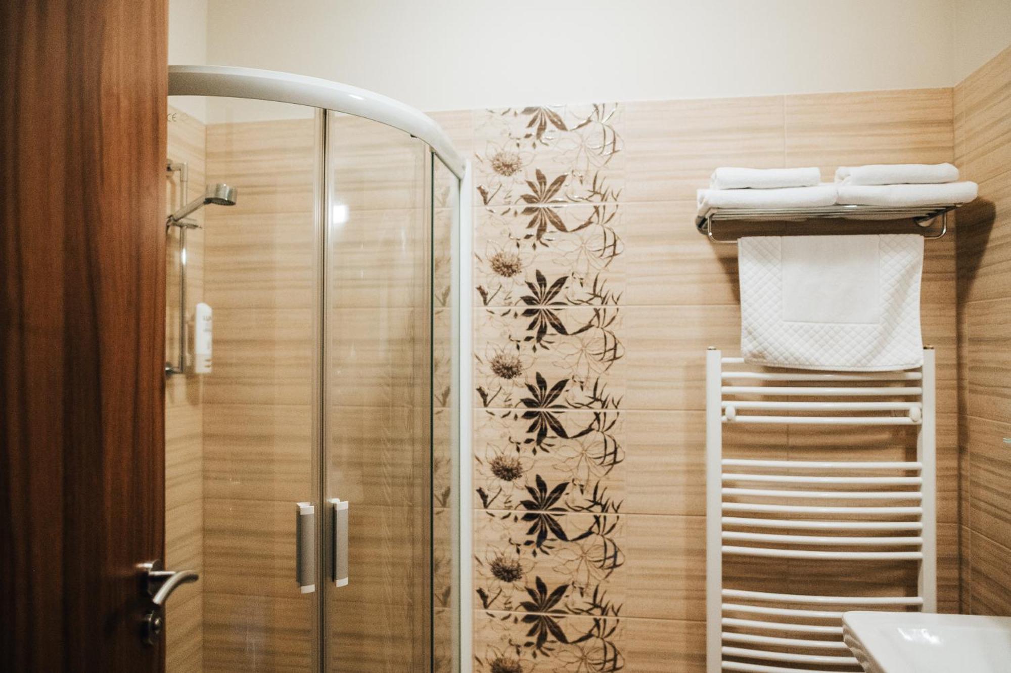 Hotel Elegance Šumperk Екстериор снимка